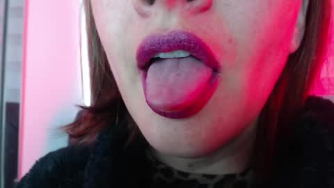 Snapshot of _antomouth_paradise chatting on 04/28/26, 09:09 antonia online show from 04/28/26, 09:09