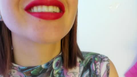 Snapshot of _antomouth_paradise chatting on 05/14/26, 02:46 antonia online show from 05/14/26, 02:46