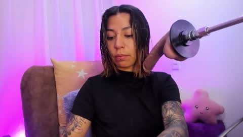 _antonella_dreams online show from 12/17/25, 03:29