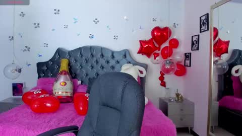 antonnela online show from 02/15/25, 01:38