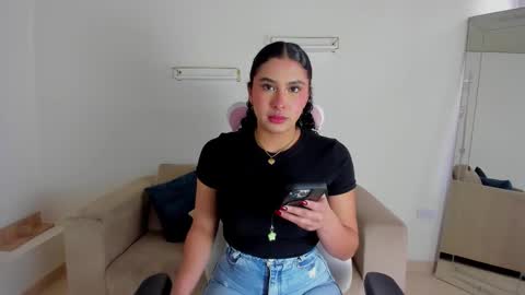    online show from 09/26/25, 12:20