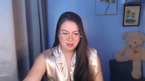 Snapshot of _arah chatting on 06/04/26, 01:33 arah online show from 06/04/26, 01:33