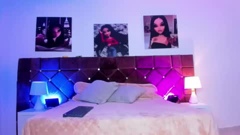 Ariana  online show from 02/13/25, 12:21