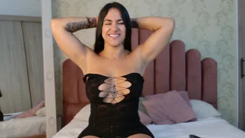 Queen Cruz online show from 10/05/25, 01:15