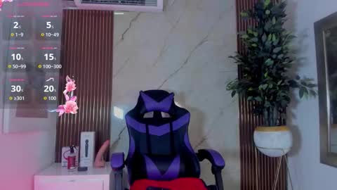   online show from 12/22/25, 01:30