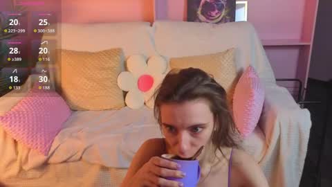 Snapshot of _ash_leyy_ chatting on 05/15/26, 01:23 _ash_leyy_ online show from 05/15/26, 01:23