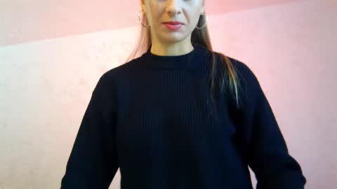 Snapshot of _aurora_sweet chatting on 10/22/25, 09:42 _aurora_sweet online show from 10/22/25, 09:42