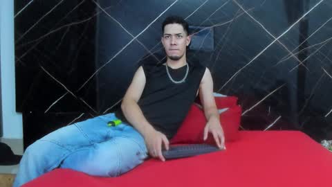 _axel_09 online show from 09/18/25, 04:25