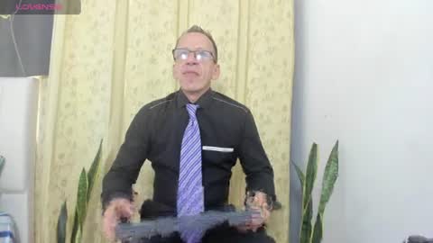 Axel online show from 07/07/26, 11:47