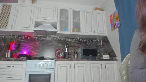 Olivia online show from 01/22/25, 10:26