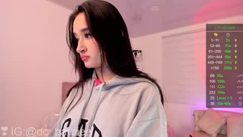 Andrea online show from 11/21/25, 08:40