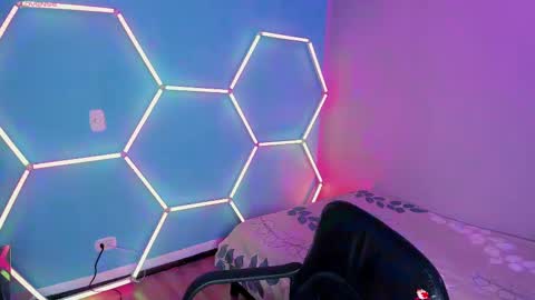 Lunita  online show from 02/13/25, 09:41