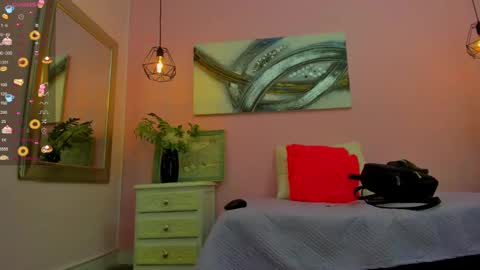 Snapshot of _becky__ chatting on 02/19/25, 02:55 Becky online show from 02/19/25, 02:55