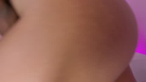 Hi guys i am Bianca  online show from 01/13/25, 05:44