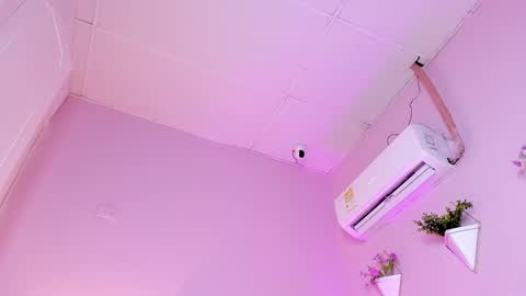Hi guys i am Bianca  online show from 02/06/25, 05:40