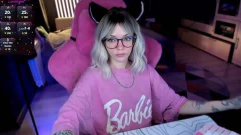 Olivia Subscribe to my Fansly -   online show from 04/24/26, 11:40