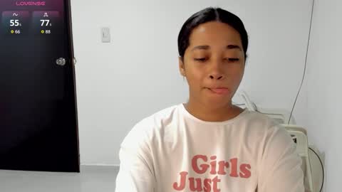 _blairwest_ online show from 09/29/25, 03:44