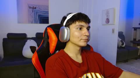 B L A K E online show from 02/04/25, 10:10