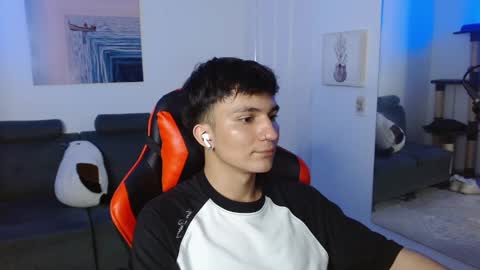 B L A K E online show from 02/25/25, 07:09