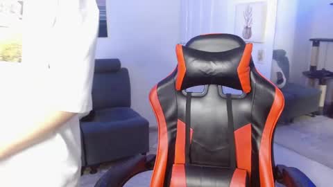 B L A K E online show from 02/26/25, 11:15