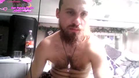 Boy online show from 02/12/26, 12:00