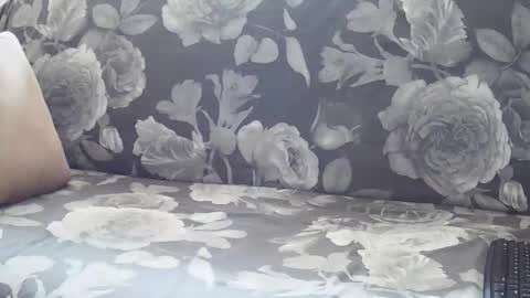 Snapshot of _bunny_b chatting on 03/16/26, 08:18 I will be back soon online show from 03/16/26, 08:18