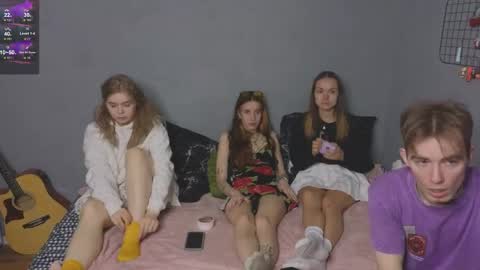 _by_double_sexy_miss_ online show from 04/05/26, 07:16