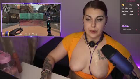 Candy online show from 01/10/25, 12:38