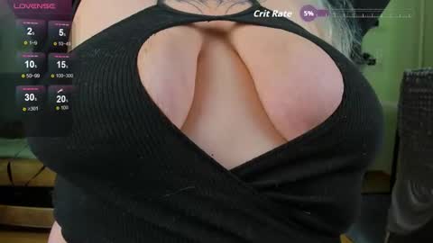 _candym1lky_ online show from 10/15/25, 06:46