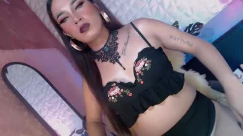 Snapshot of _caroline69 chatting on 02/12/25, 08:59 Caroline online show from 02/12/25, 08:59