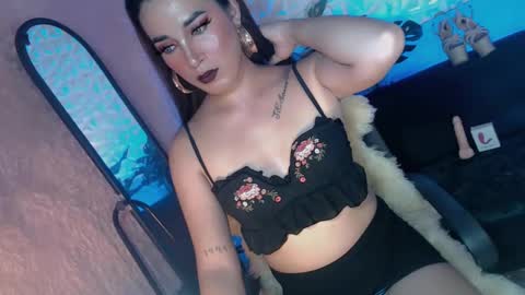 Snapshot of _caroline69 chatting on 02/14/25, 07:07 Caroline online show from 02/14/25, 07:07