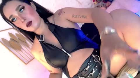 Snapshot of _caroline69 chatting on 02/07/26, 06:28 Caroline online show from 02/07/26, 06:28