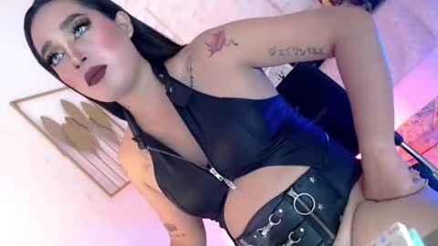 Snapshot of _caroline69 chatting on 02/10/26, 06:50 Caroline online show from 02/10/26, 06:50