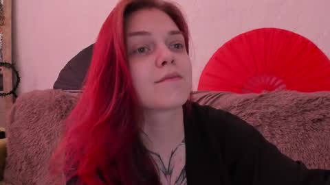 Snapshot of _caroline_coy chatting on 06/27/26, 10:31 Caroline online show from 06/27/26, 10:31