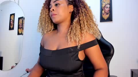 _charlottedavis online show from 02/03/25, 11:26