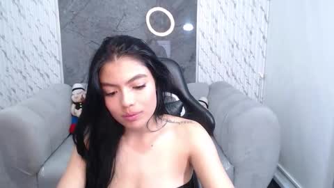 Snapshot of _charlottee_b chatting on 02/25/26, 08:07 _charlottee_b online show from 02/25/26, 08:07