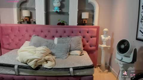 _chelsea_24 online show from 03/15/26, 04:18