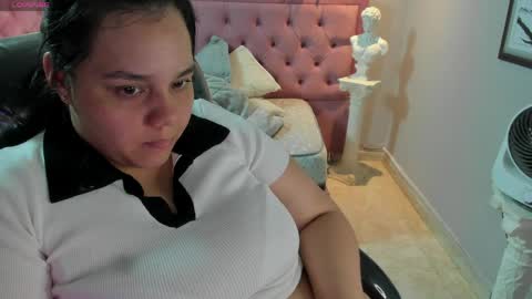 _chelsea_24 online show from 04/11/26, 04:50