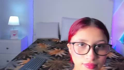 _cherry_fox online show from 04/21/26, 12:00