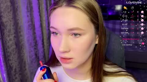 _chloe_miller_ online show from 12/04/25, 09:34