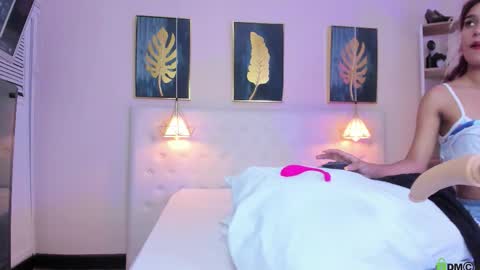 _cinnamon_star online show from 09/24/25, 12:19