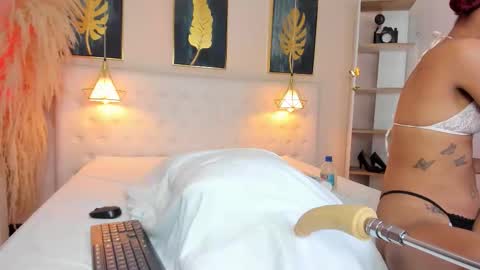 _cinnamon_star online show from 03/01/26, 12:29