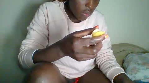 clara online show from 02/07/25, 11:23