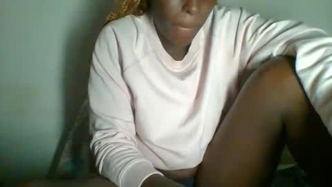 clara online show from 02/08/25, 05:29