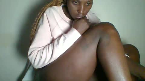 clara online show from 02/08/25, 08:31