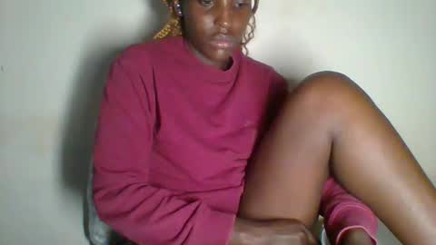 clara online show from 02/12/25, 02:56