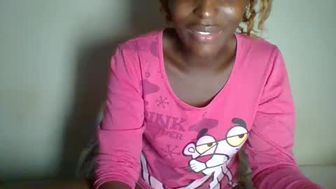 clara online show from 03/01/25, 12:23