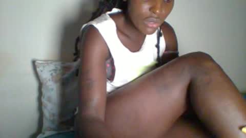 clara online show from 03/05/25, 02:23