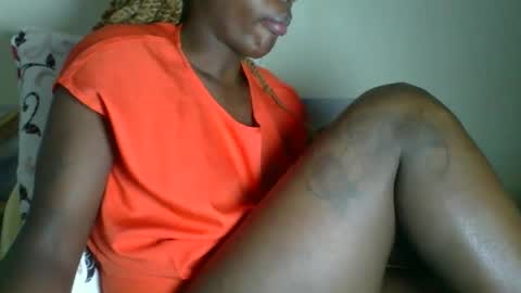 clara online show from 12/02/25, 07:14