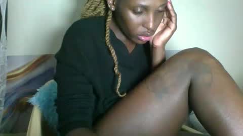 clara online show from 12/05/25, 08:12